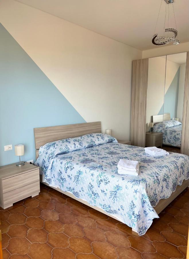 Appartamento Bilocale VISTA MARE con Posto Auto Privato incluso Sanremo Esterno foto