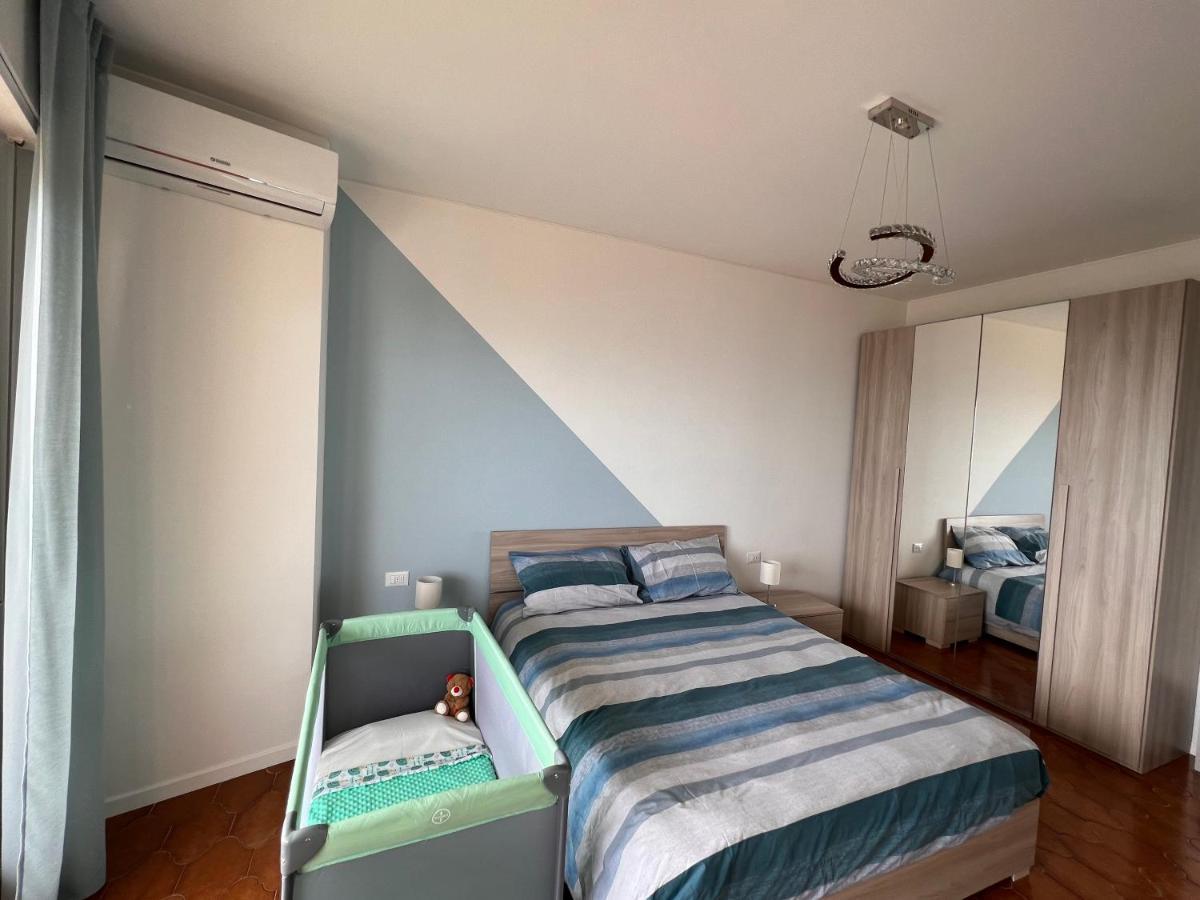Appartamento Bilocale VISTA MARE con Posto Auto Privato incluso Sanremo Esterno foto