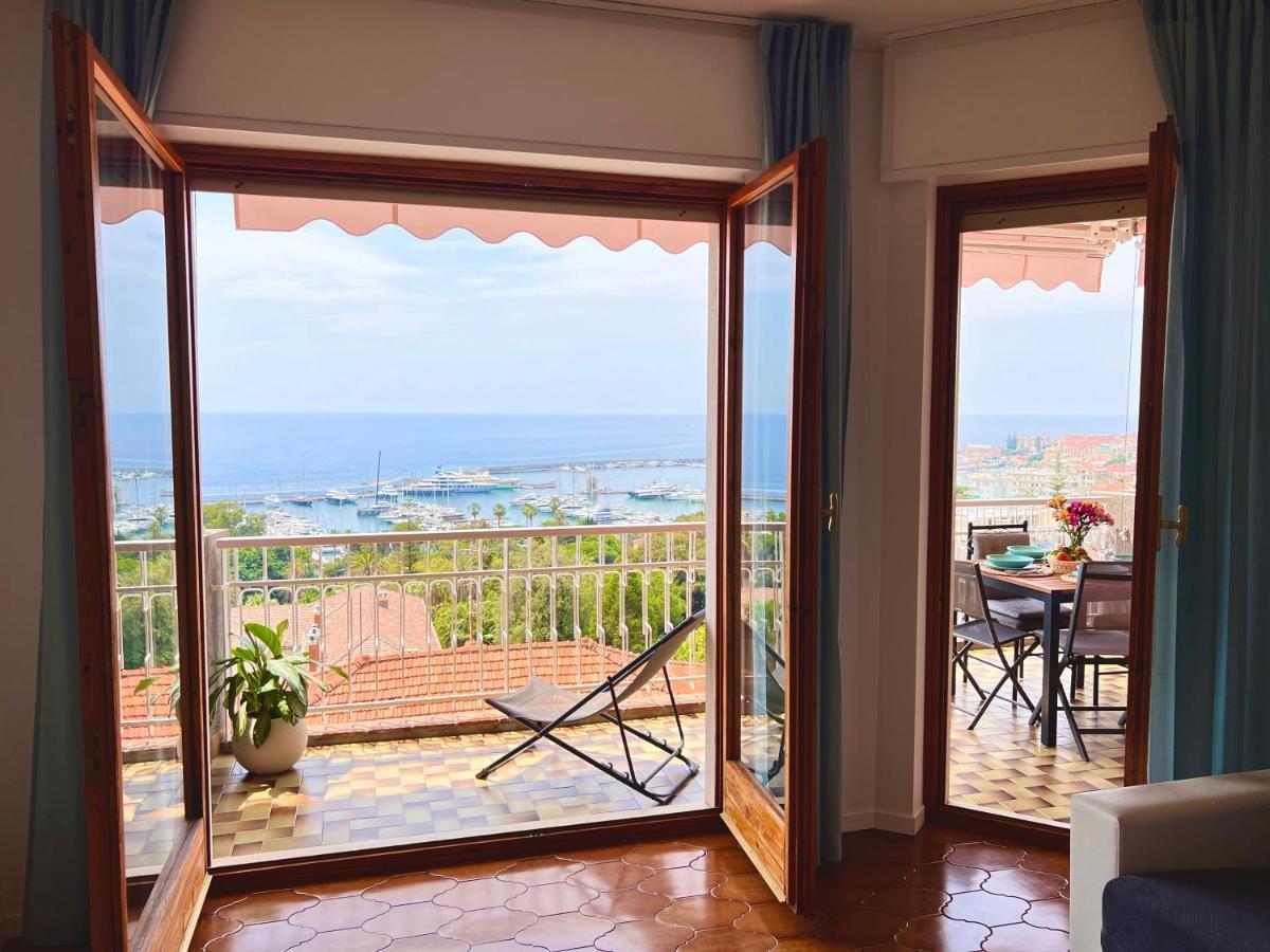 Appartamento Bilocale VISTA MARE con Posto Auto Privato incluso Sanremo Esterno foto